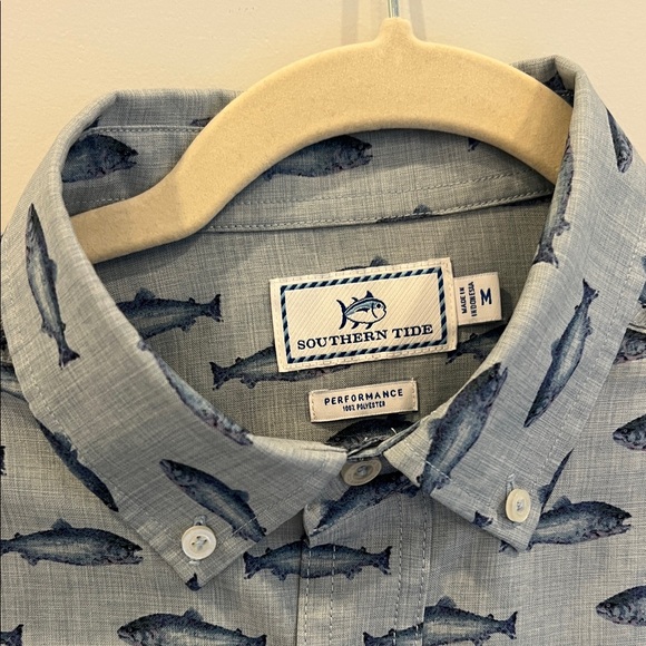 Southern Tide Blue Fish Pattern Performance button down - Picture 2 of 8